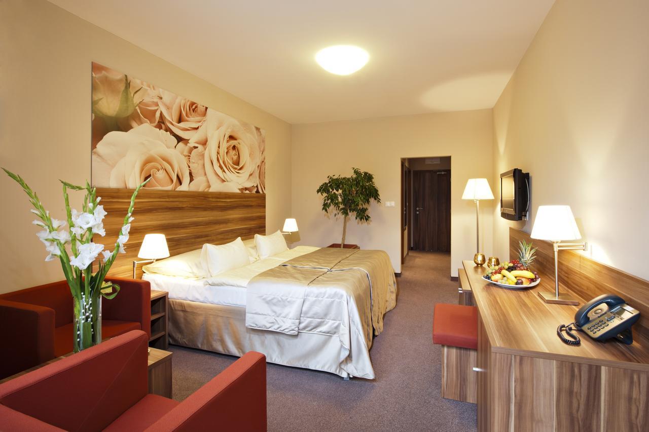 Hotel Velka Fatra Turčianske Teplice 外观 照片