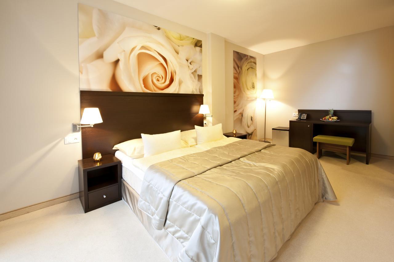 Hotel Velka Fatra Turčianske Teplice 外观 照片
