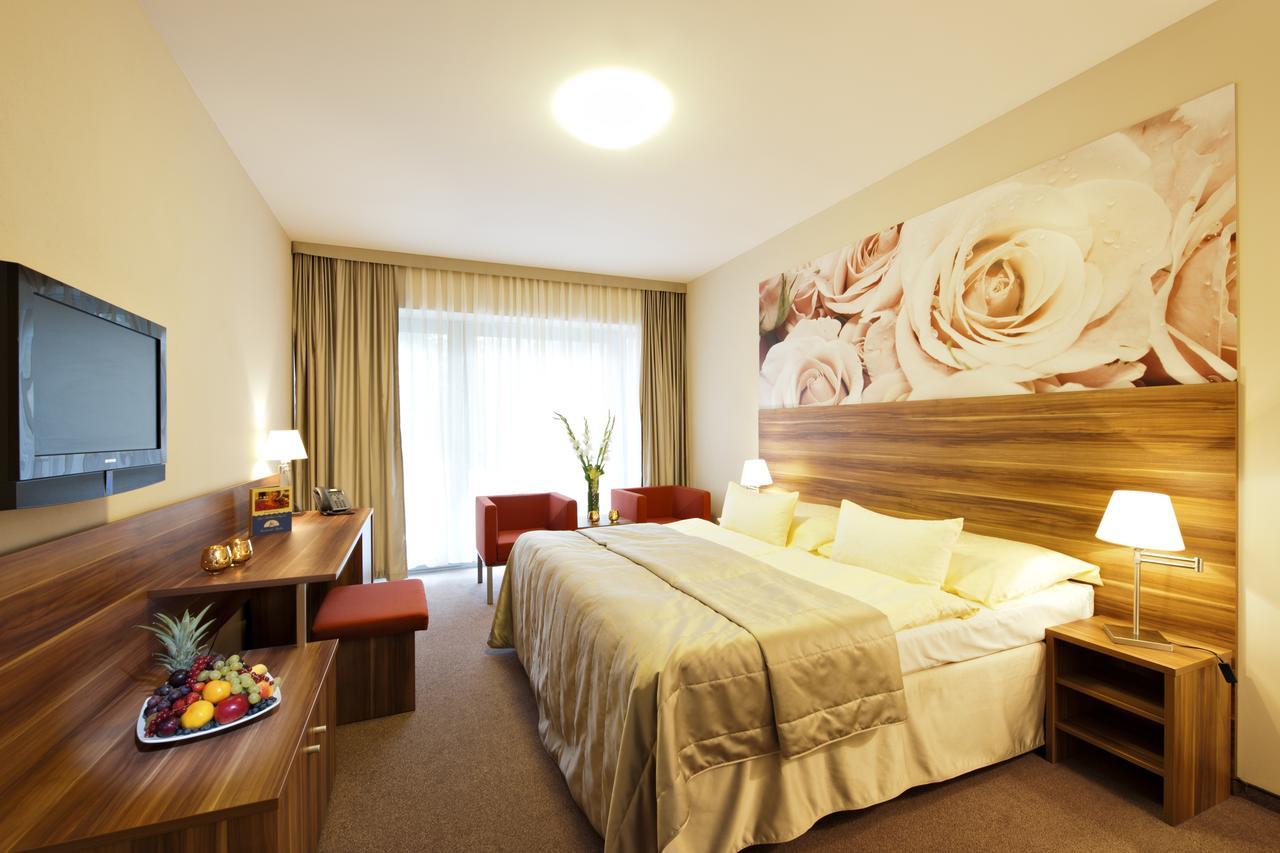 Hotel Velka Fatra Turčianske Teplice 外观 照片